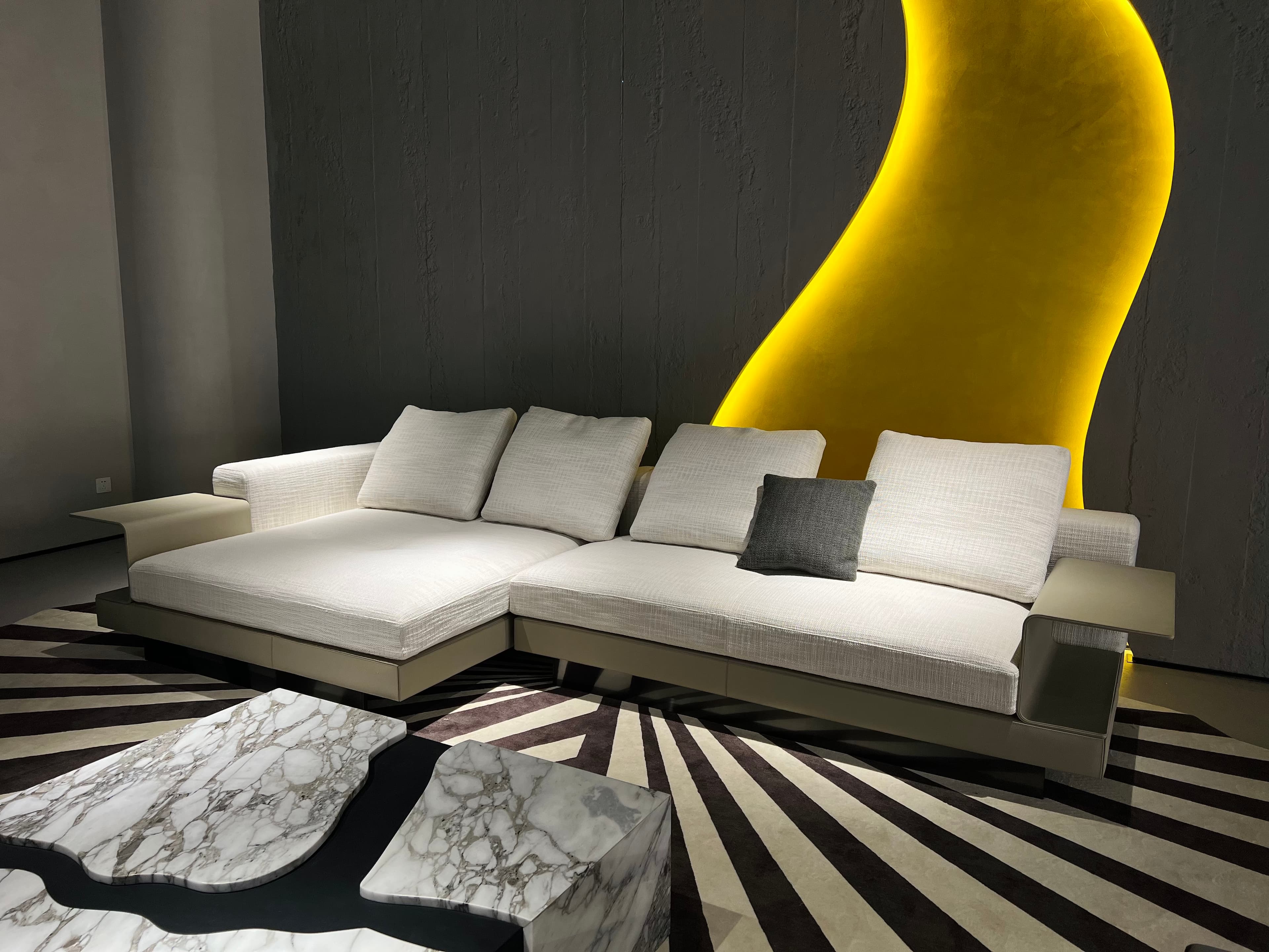 Connery Sofa 5