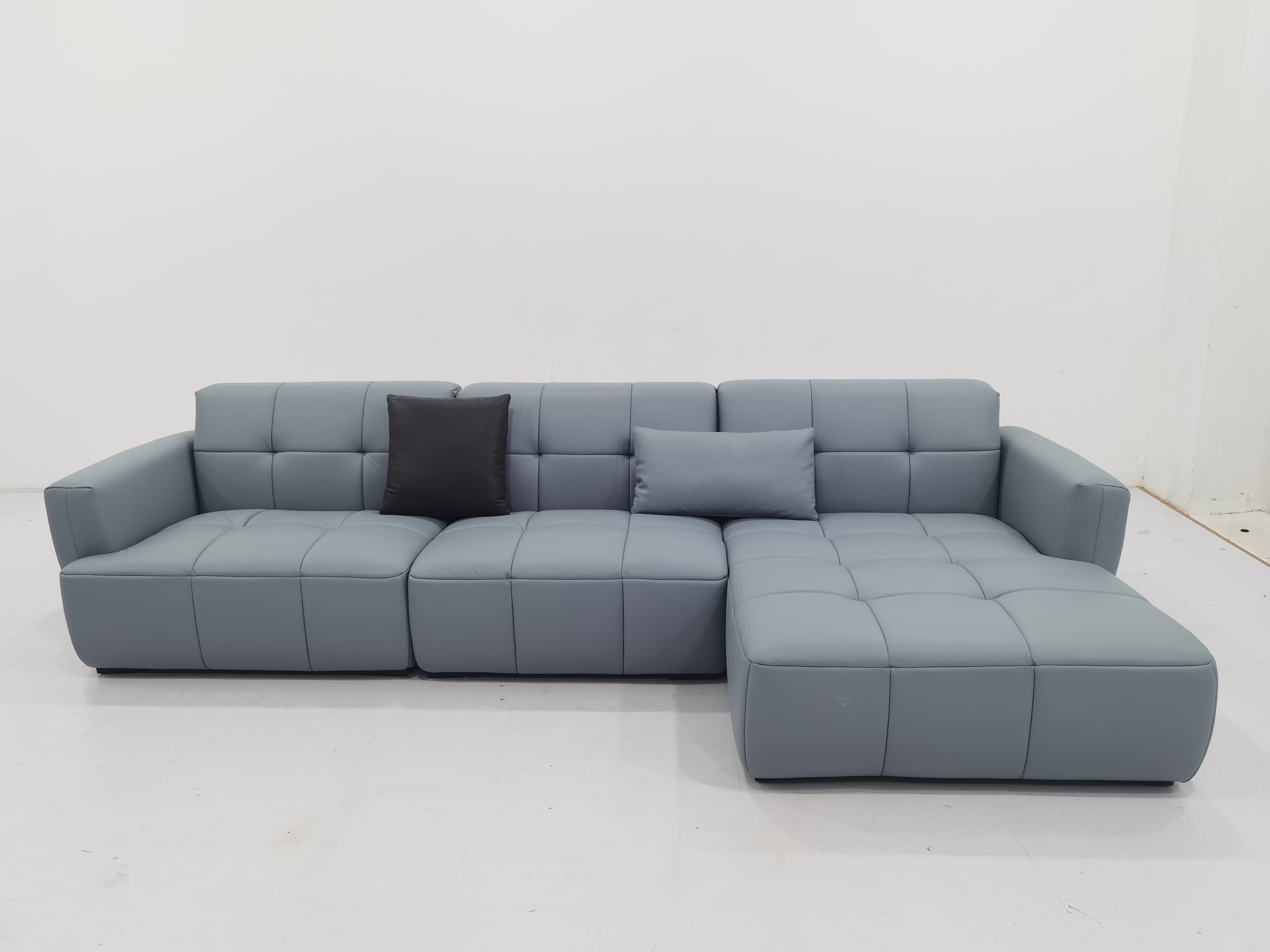Herman Sofa 2