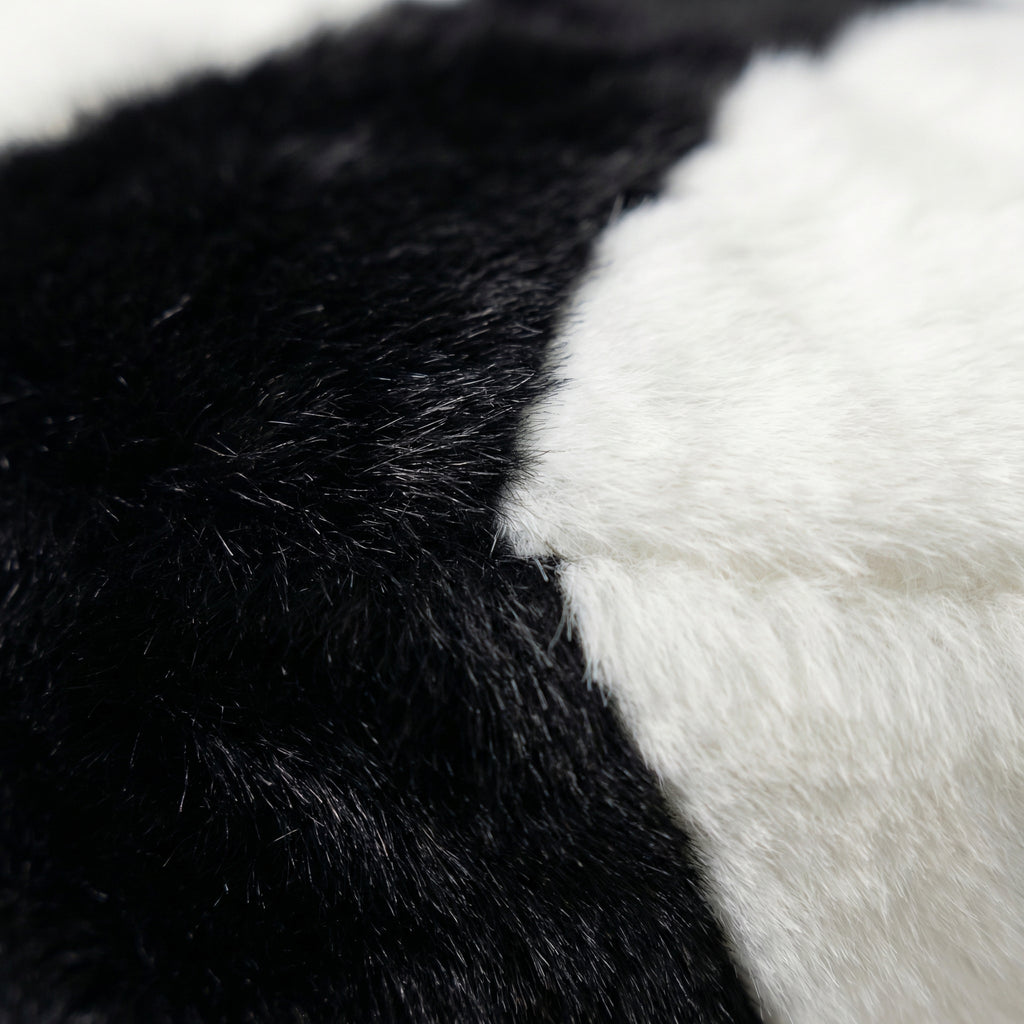 Crawling Panda Plush Stool – material close-up